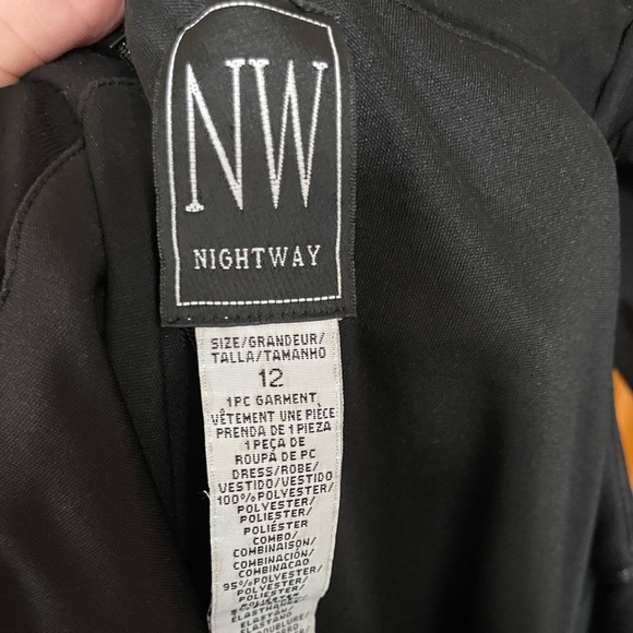 Mother of the Groom/Bride Dress - Picture 2 of 2